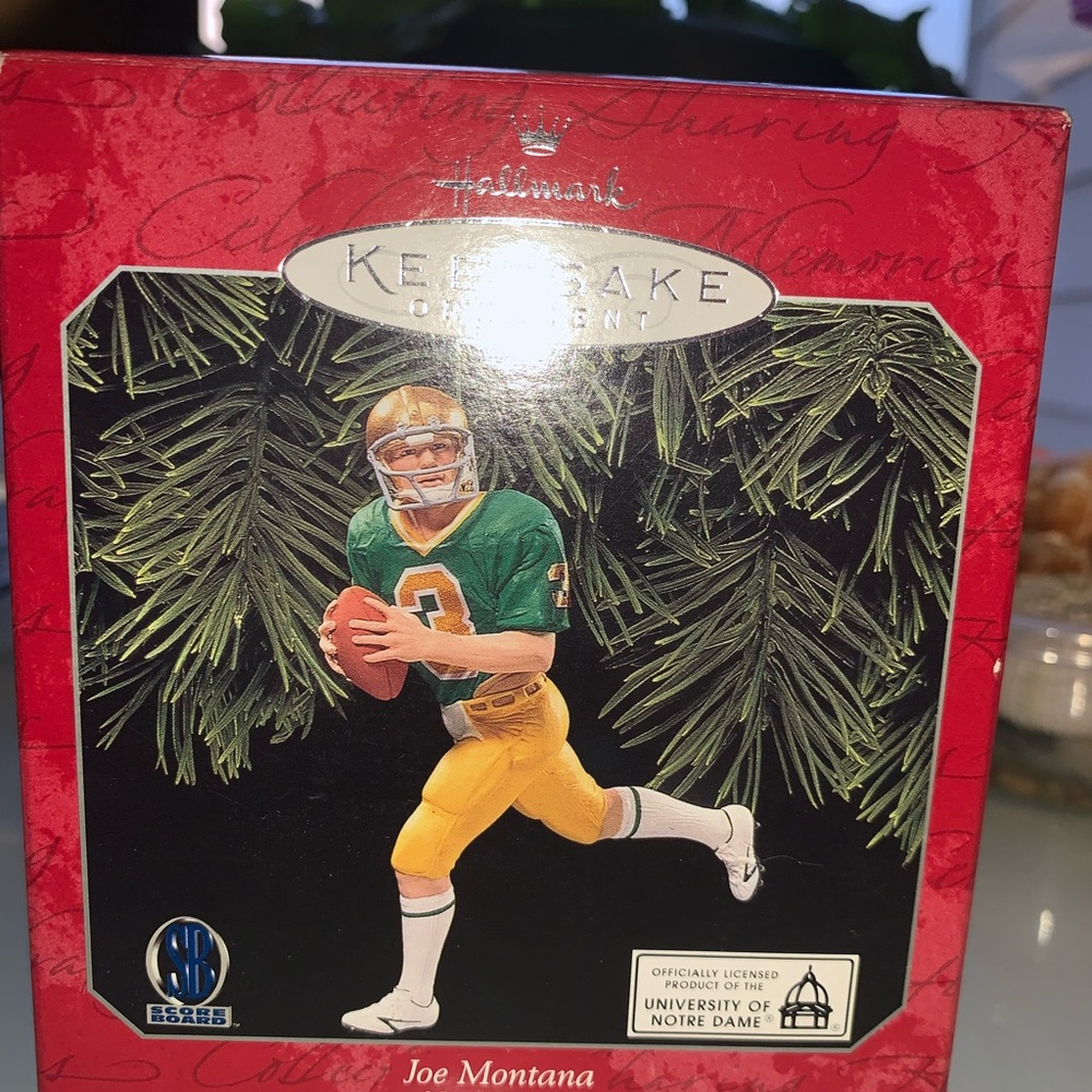 1998 Hallmark Christmas Ornament NFL Football Joe Montana/Notre Dame SF 49ERS MB
